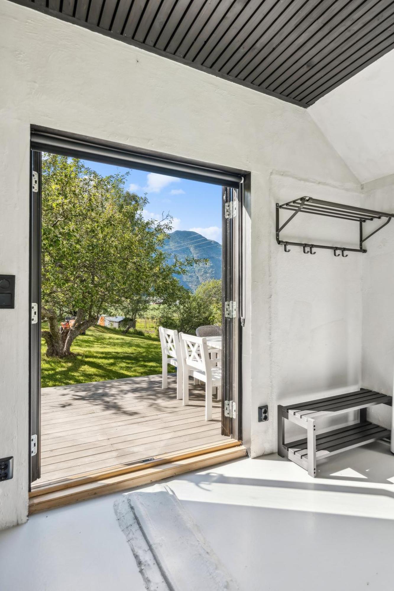Jordeplegarden Holiday Home - Part Of A Farm - Two Buildings - Close To Flam Laerdalsoyri Exterior foto