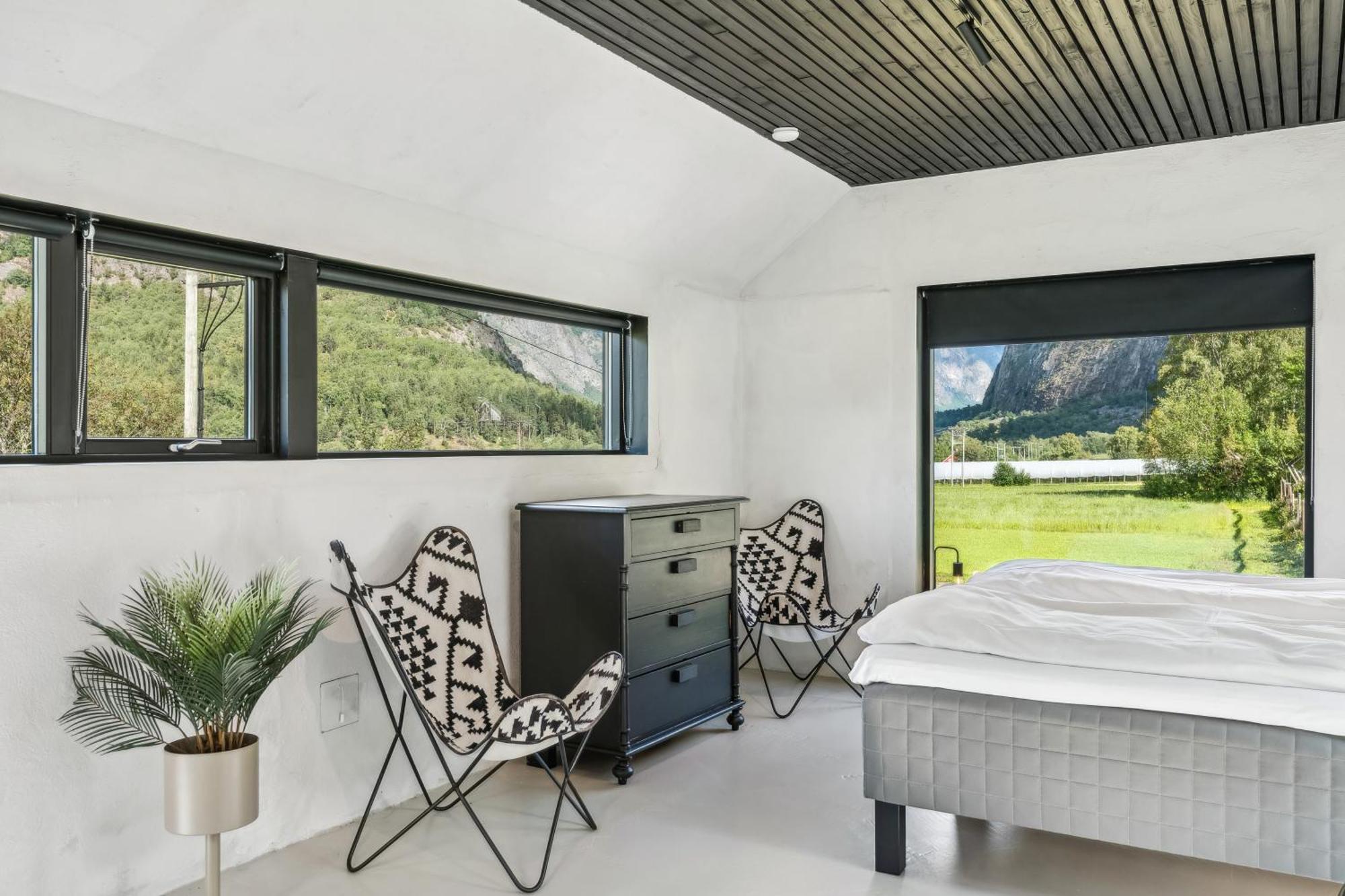 Jordeplegarden Holiday Home - Part Of A Farm - Two Buildings - Close To Flam Laerdalsoyri Exterior foto